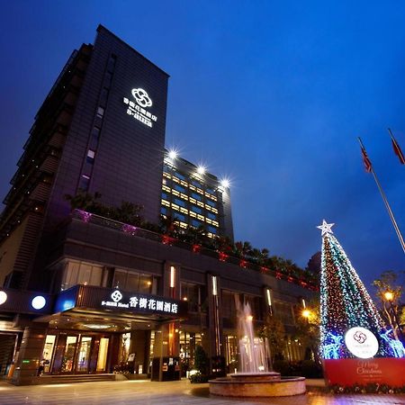 S Aura Hotel Тайпей Екстериор снимка